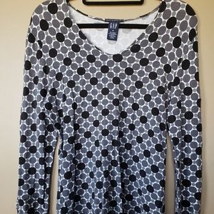 GAP Stretch Modern Dot Long Sleeve Top